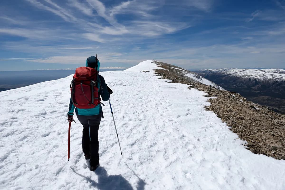 Granada Sierra Nevada Hiking Travel Guide