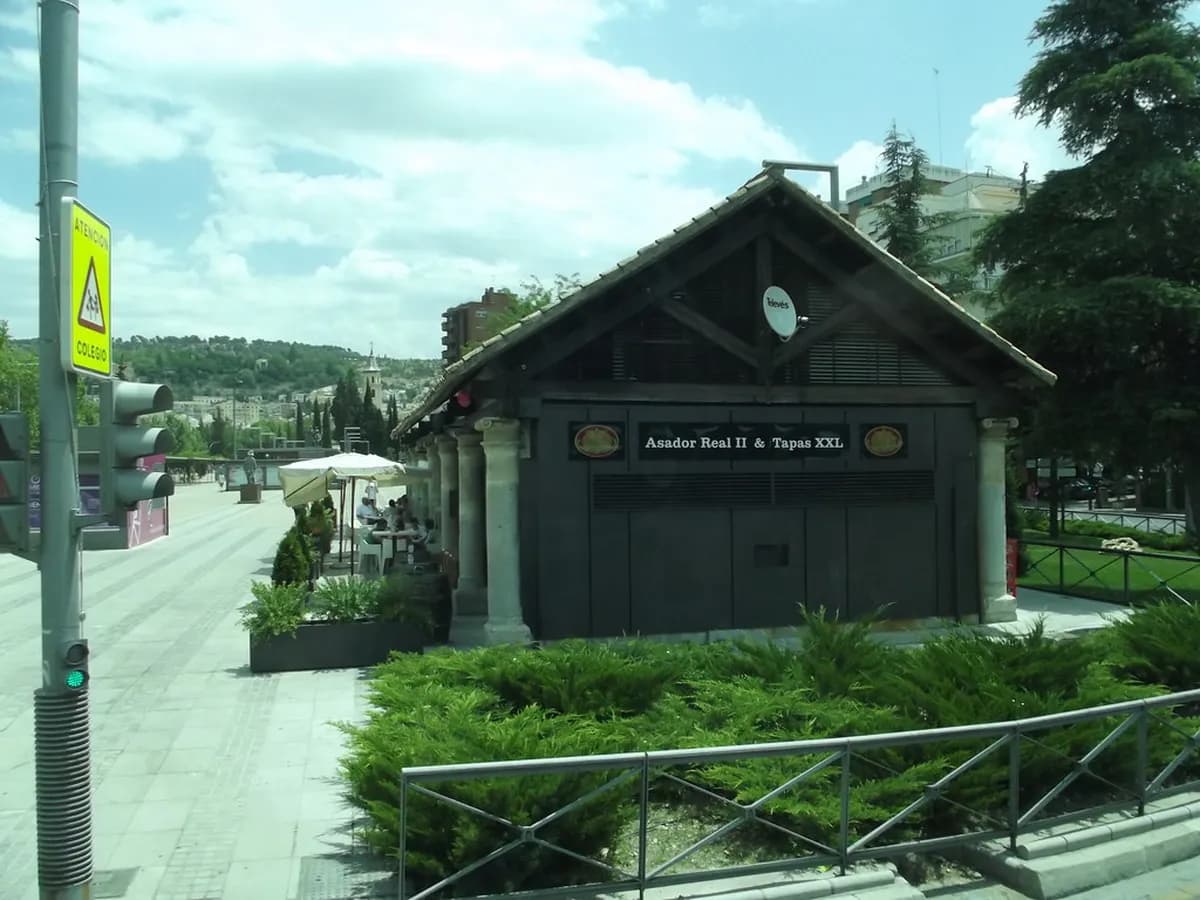 Granada Tapas Tour Travel Guide