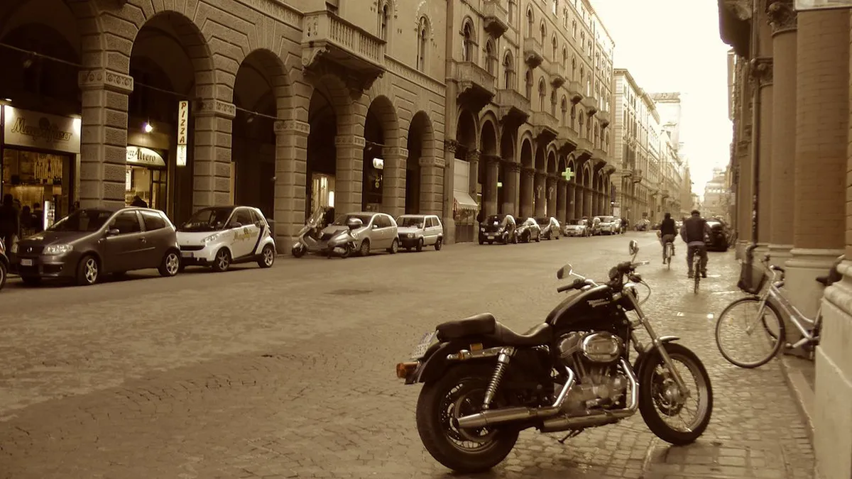 What a Bologna Food Bike Tour Covers — a scene in Bologna
