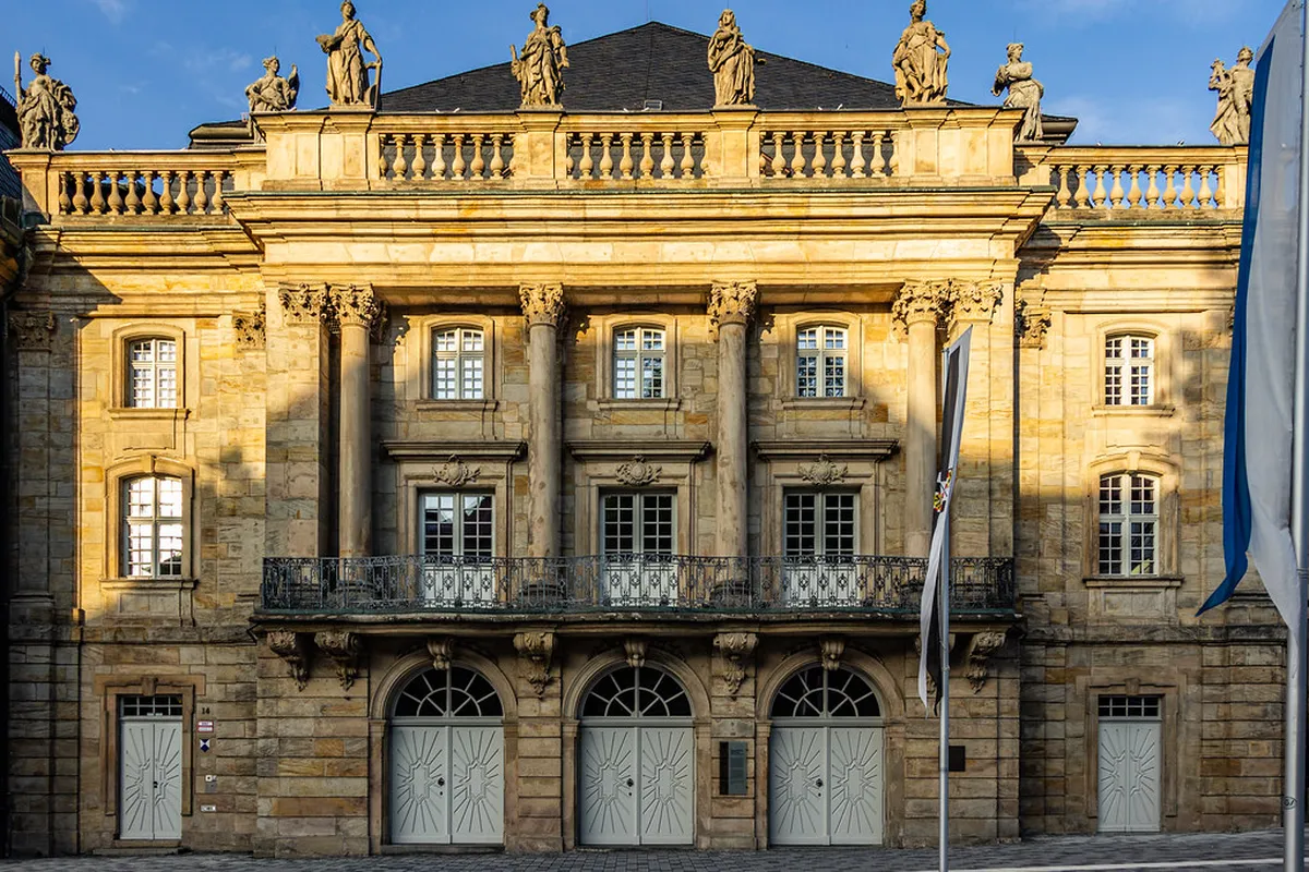 What These Tours Cover (and What They Skip) in Bologna