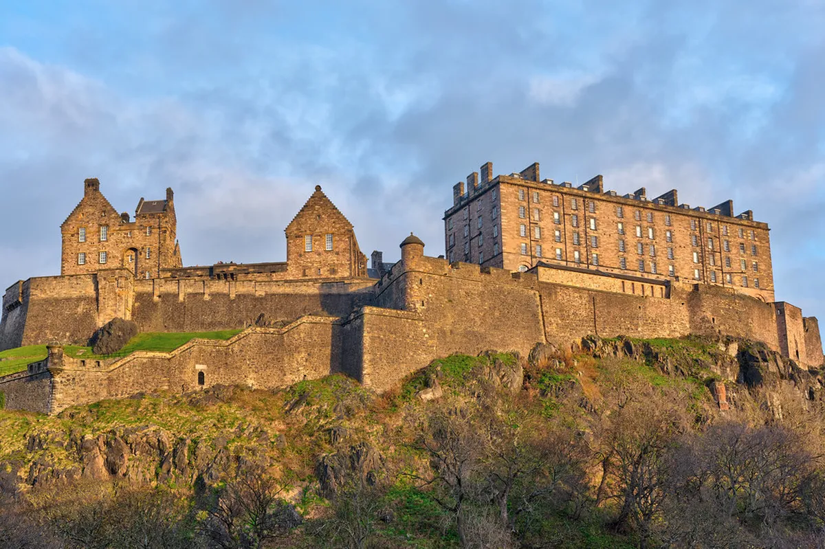 Honest Pros and Cons of Edinburgh Food Tours