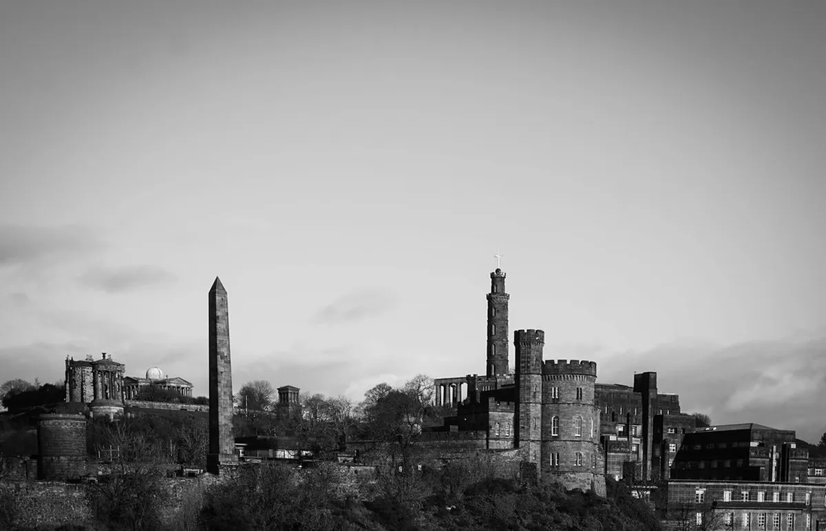 Free vs. Paid Walking Tour: Our Verdict in Edinburgh