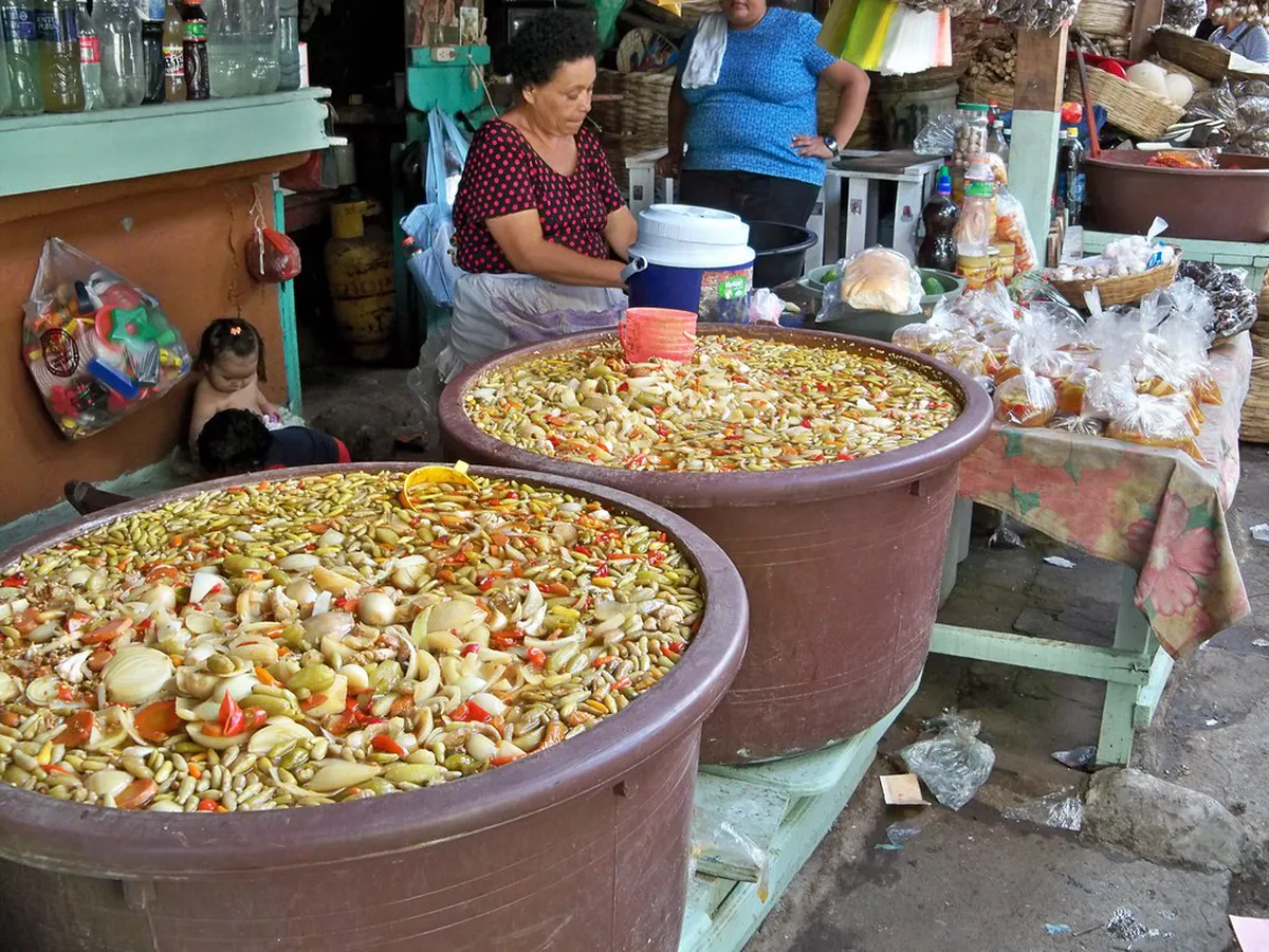 Best Neighborhoods for Food Tours in Granada