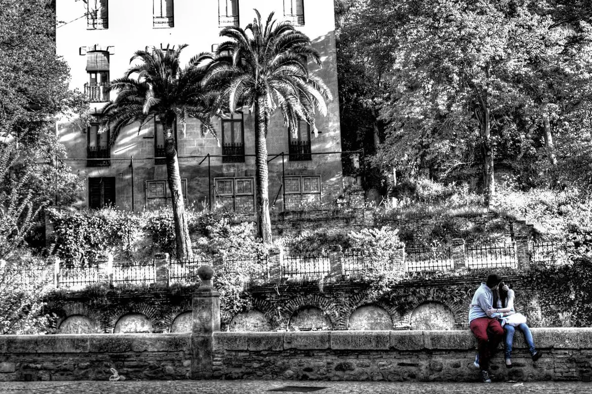 What to Pair with Your Walking Tour in Granada