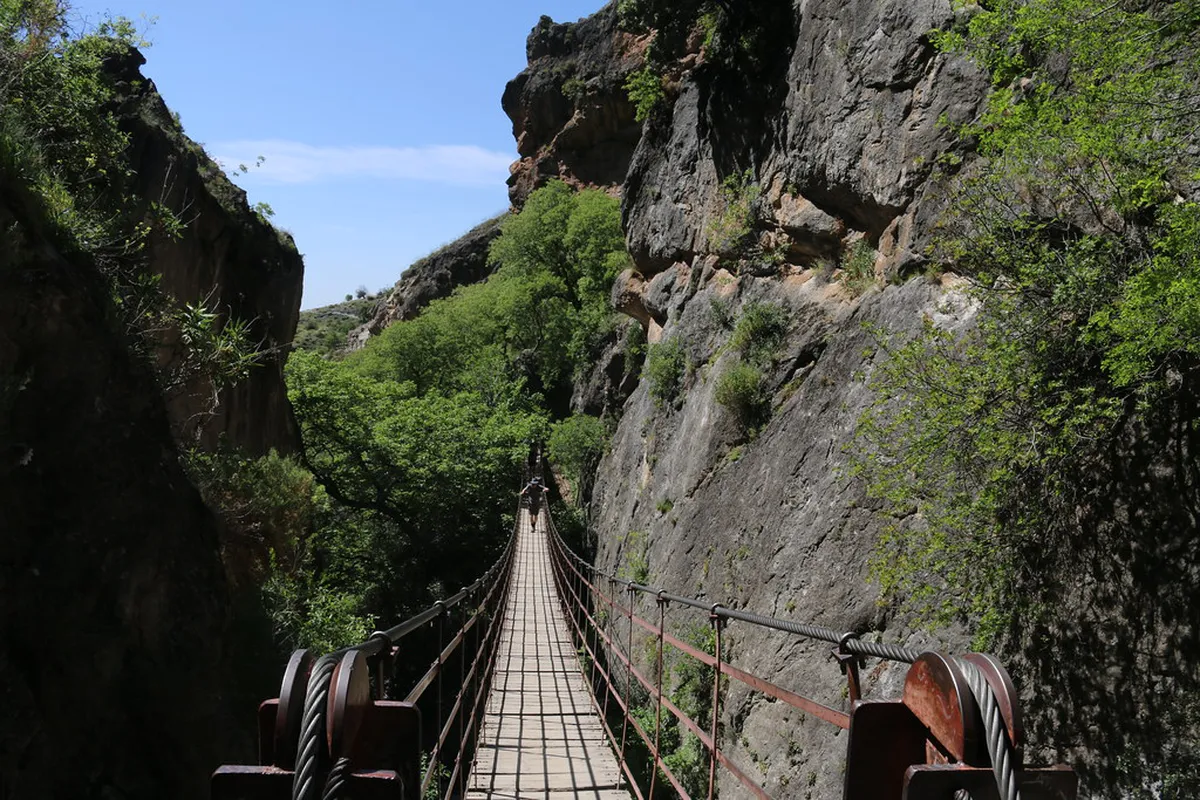 Los Cahorros Gorge: Circular Route for All Levels in Granada