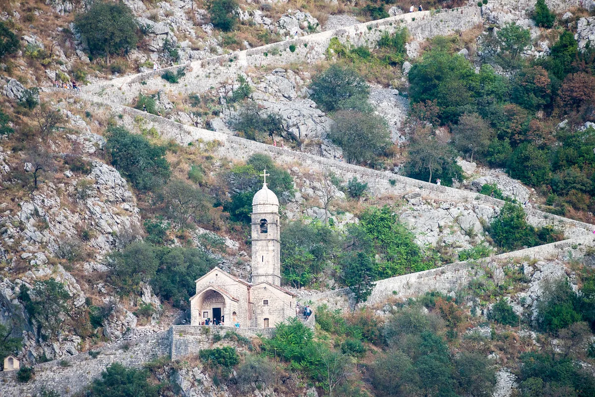 Practical Tips for Booking Your Kotor Seafood Tour