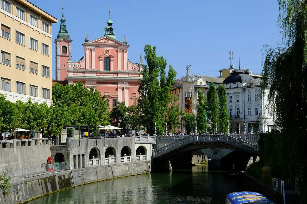 Tour vs DIY: Which Option Is Worth It? in Ljubljana