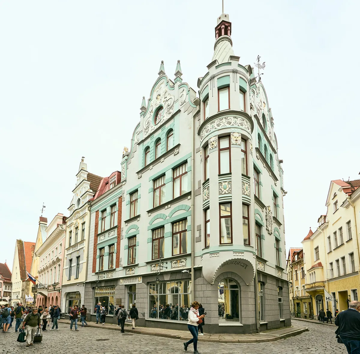 When to Go and How to Get Around in Tallinn